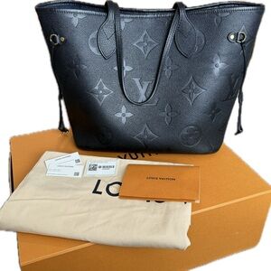 Louis Vuitton Neverfull MM Monogram Empreinte Leather Noir M45685 wBox & Dustbag